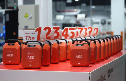 AED配置规范密集出台，鱼跃医疗技术领跑市场，厨卫及日用杂品研发迎来新机遇